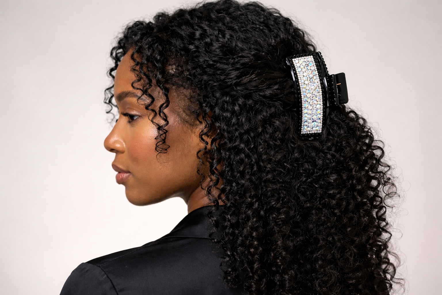 Piranha de Cabelo Preta com Strass - Imagem 2